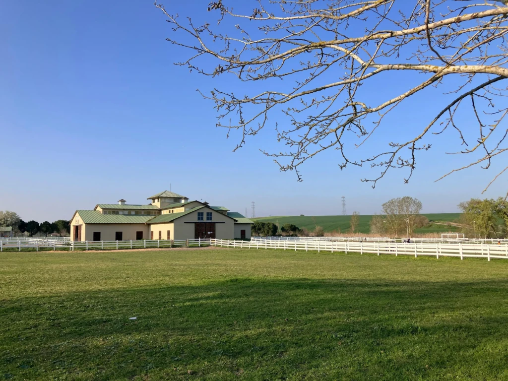 Quels documents sont exigés pour vendre un corps de ferme ?